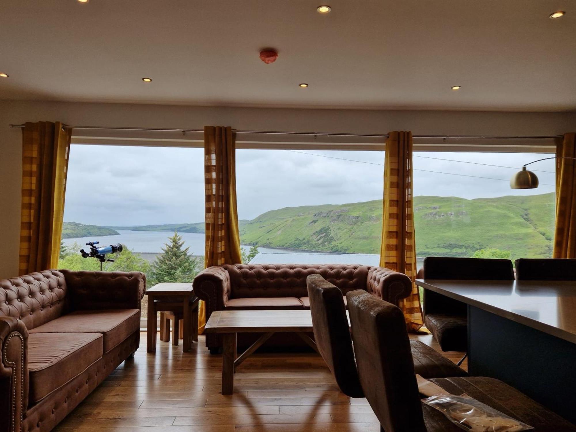 Luxury Cottage With Stunning Views By Fairy Pools 4 Карбост Екстериор снимка