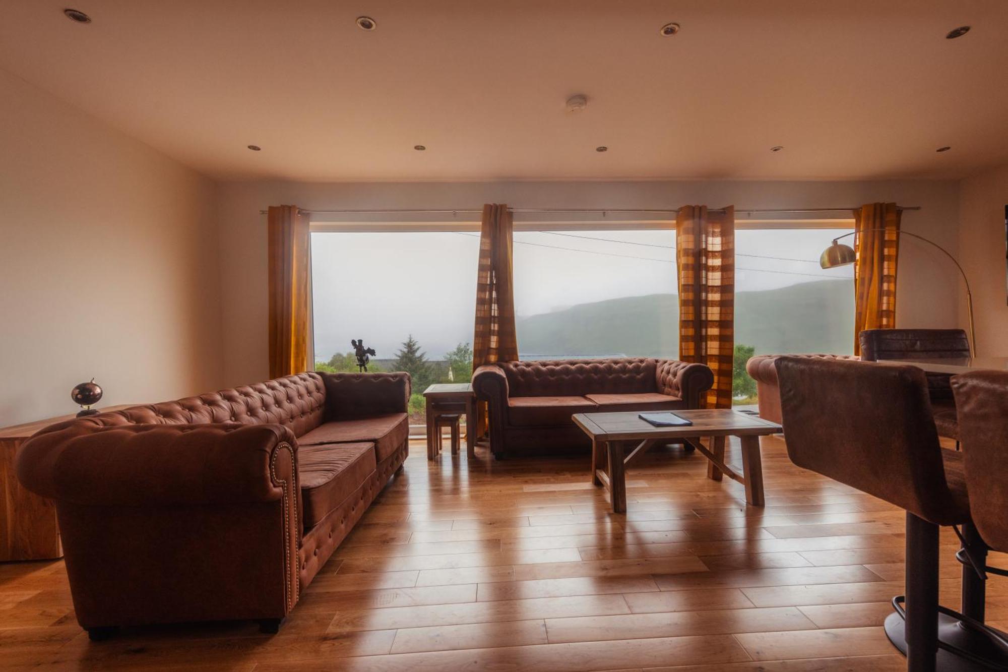 Luxury Cottage With Stunning Views By Fairy Pools 4 Карбост Екстериор снимка